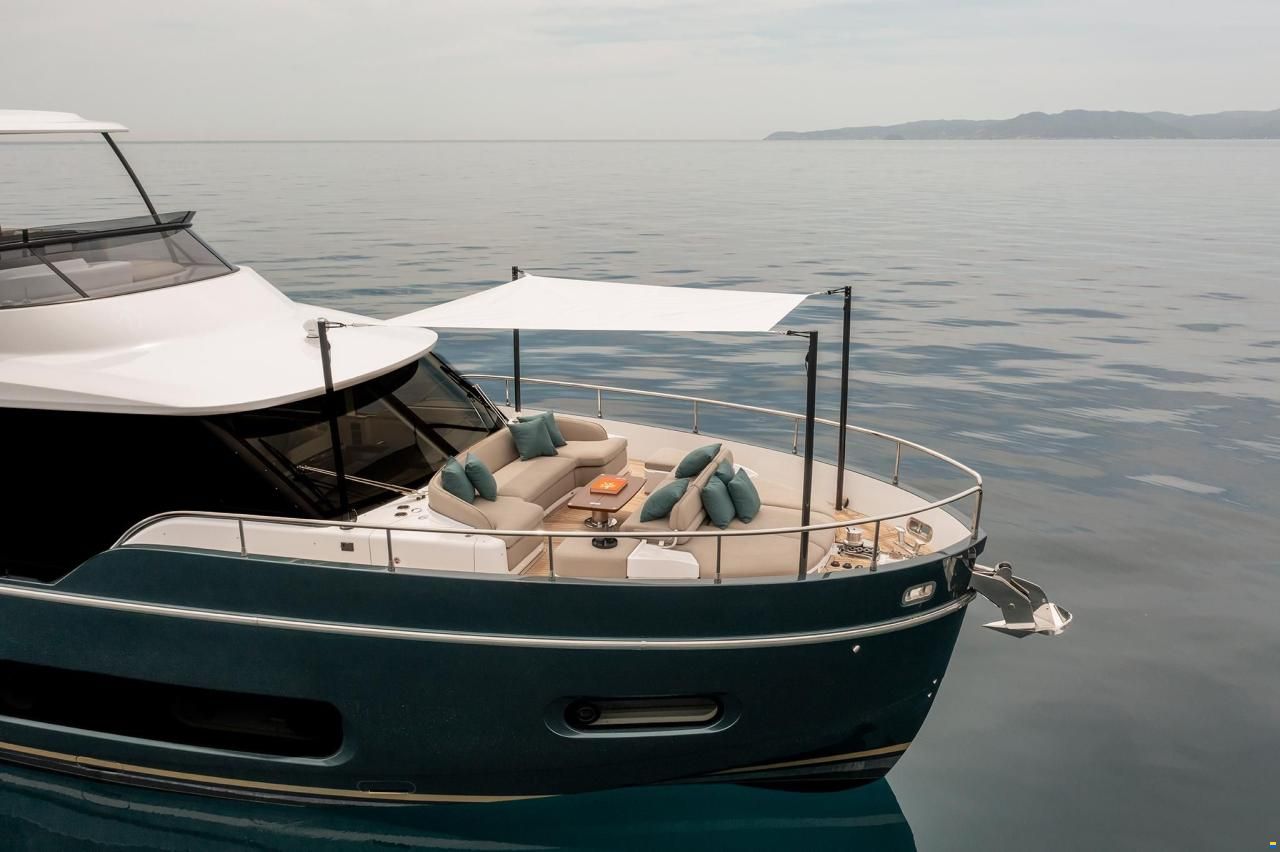 Azimut Magellano 60