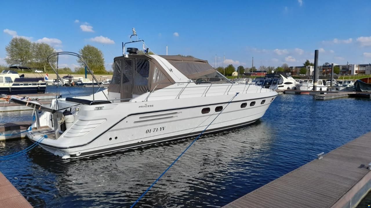 1993 Princess Riviera 46, EUR 130.000,-