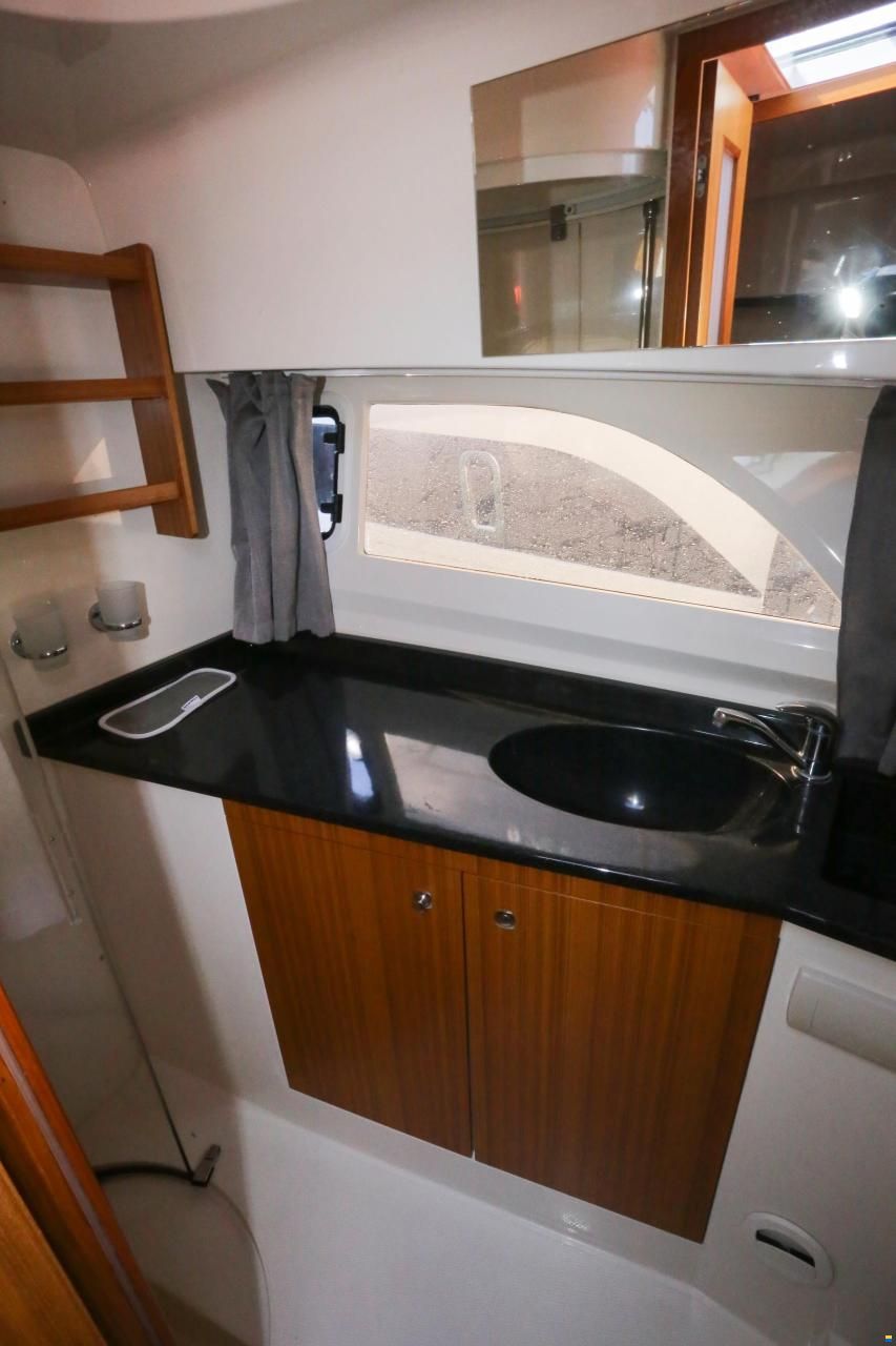Marex 320 Aft Cabin Cruiser