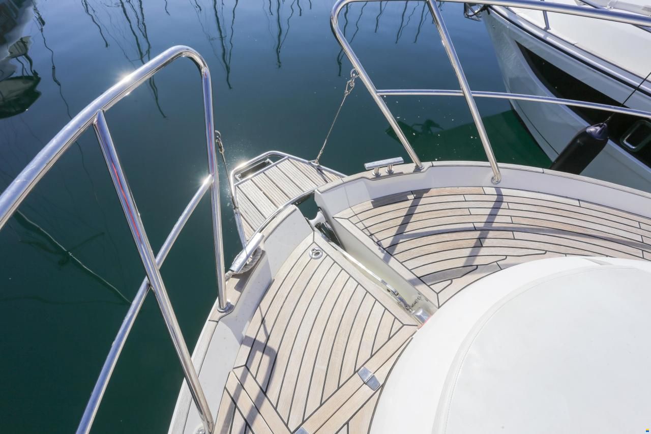 Marex 320 Aft Cabin Cruiser