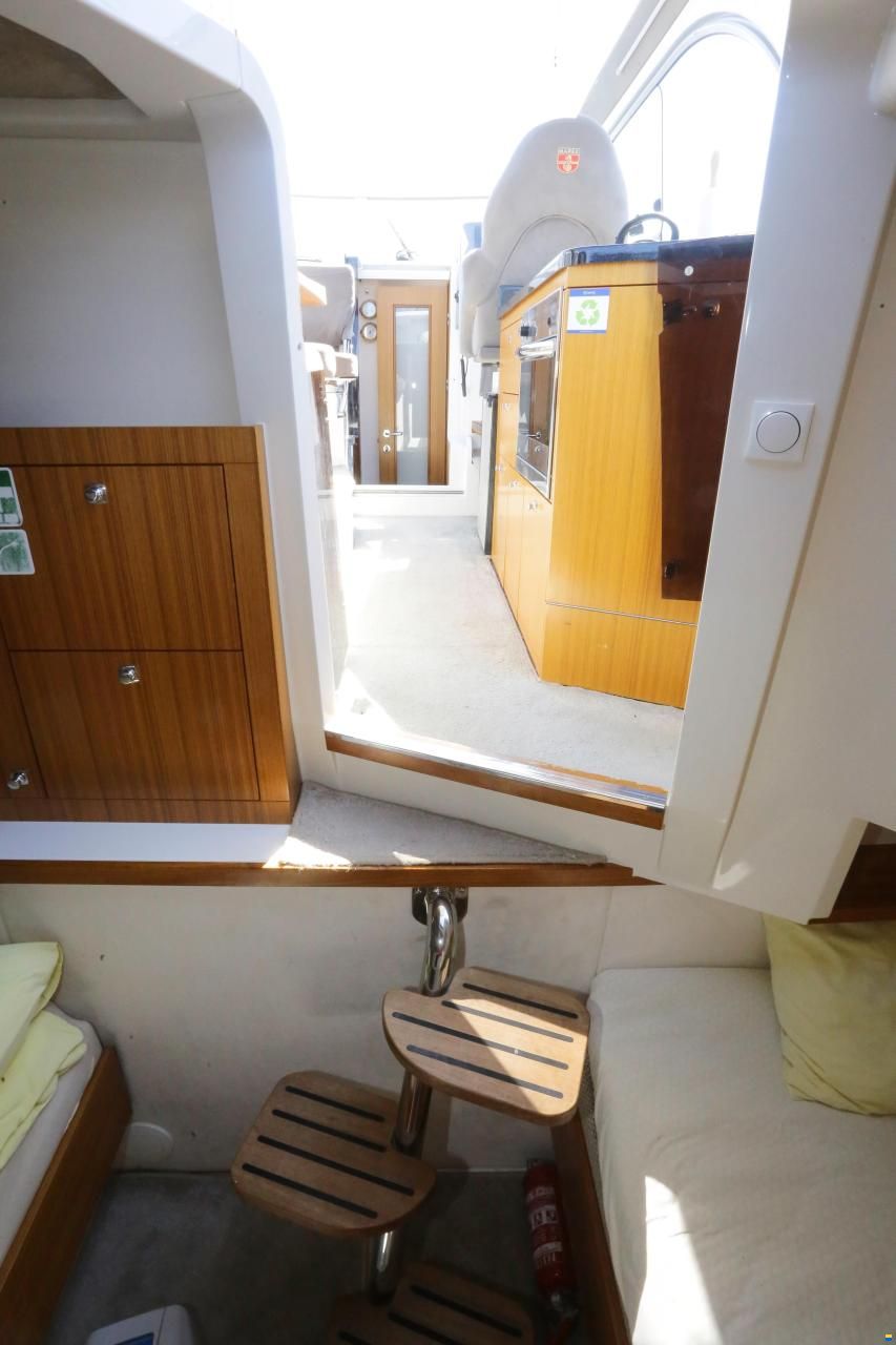Marex 320 Aft Cabin Cruiser