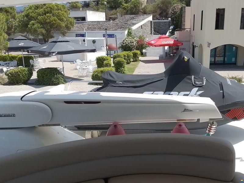 Azimut 55