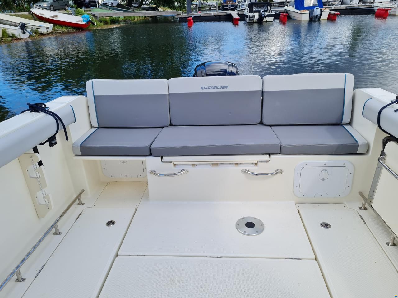 Quicksilver Captur 625 Pilothouse