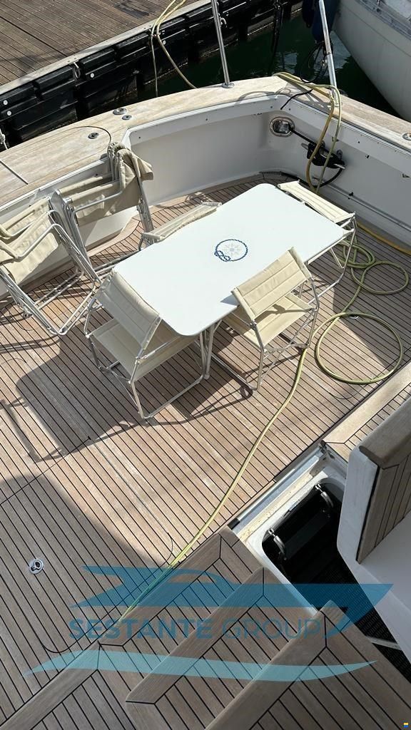 Hatteras 64 Convertible