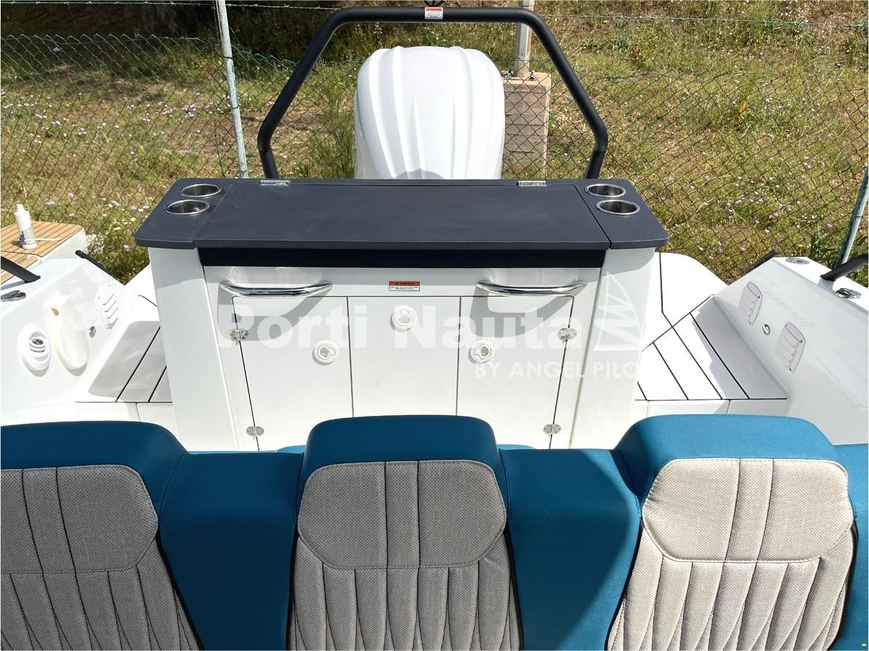 Quarken 27 T-Top