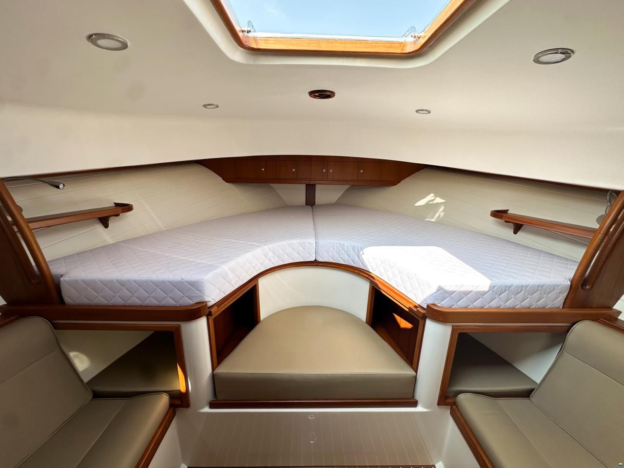 Interboat Intercruiser 29 (2020)