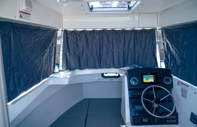 Quicksilver Captur 625 Pilothouse