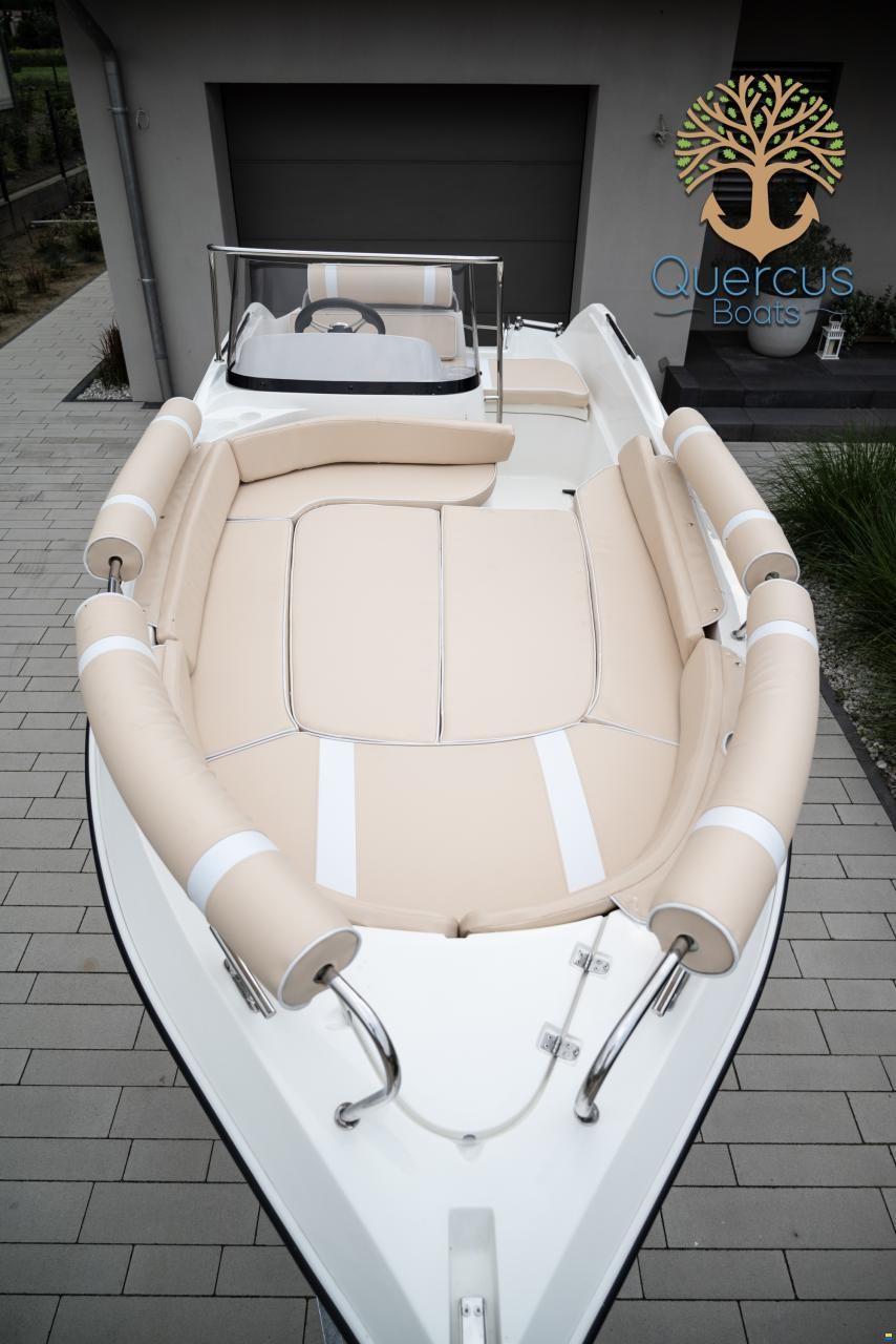 Quercus 470 Open