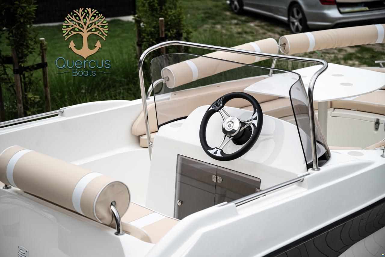 Quercus 470 Open