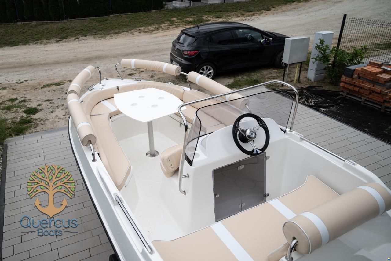 Quercus 470 Open