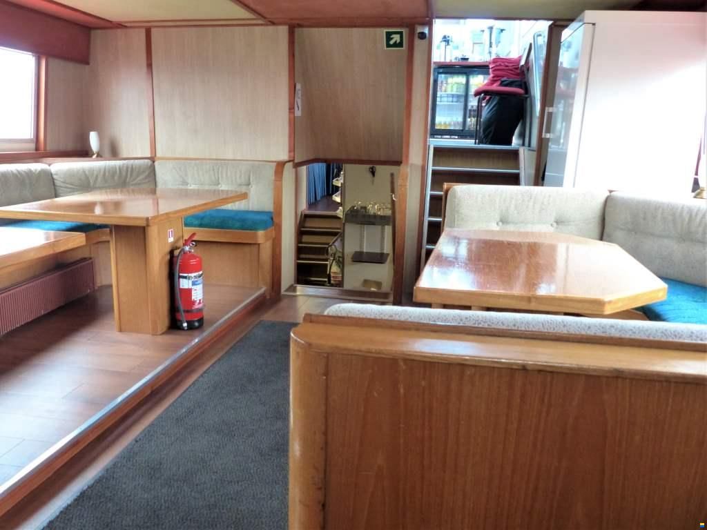 Hollandia Katarina sightseeing vessel