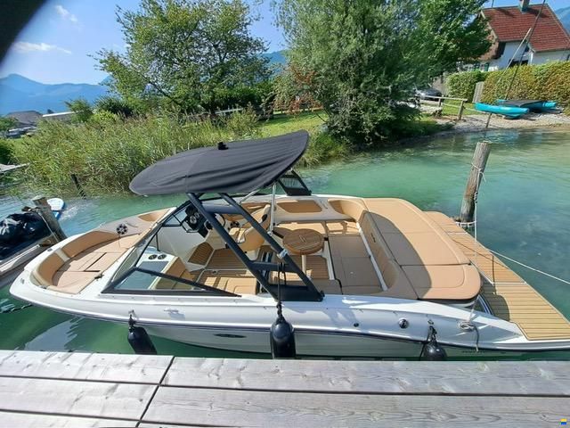 Sea Ray 210 SPX