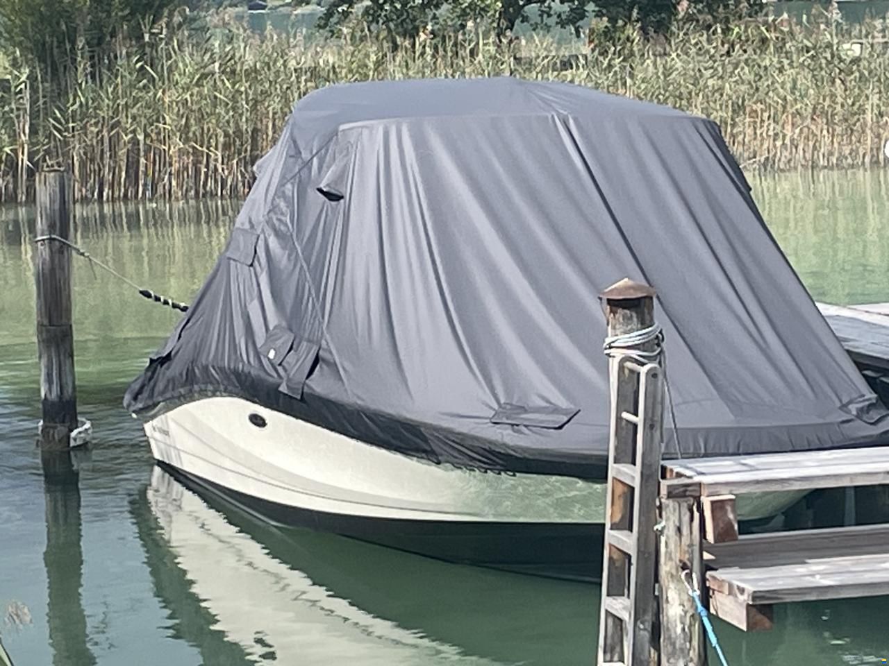 Sea Ray 210 SPX