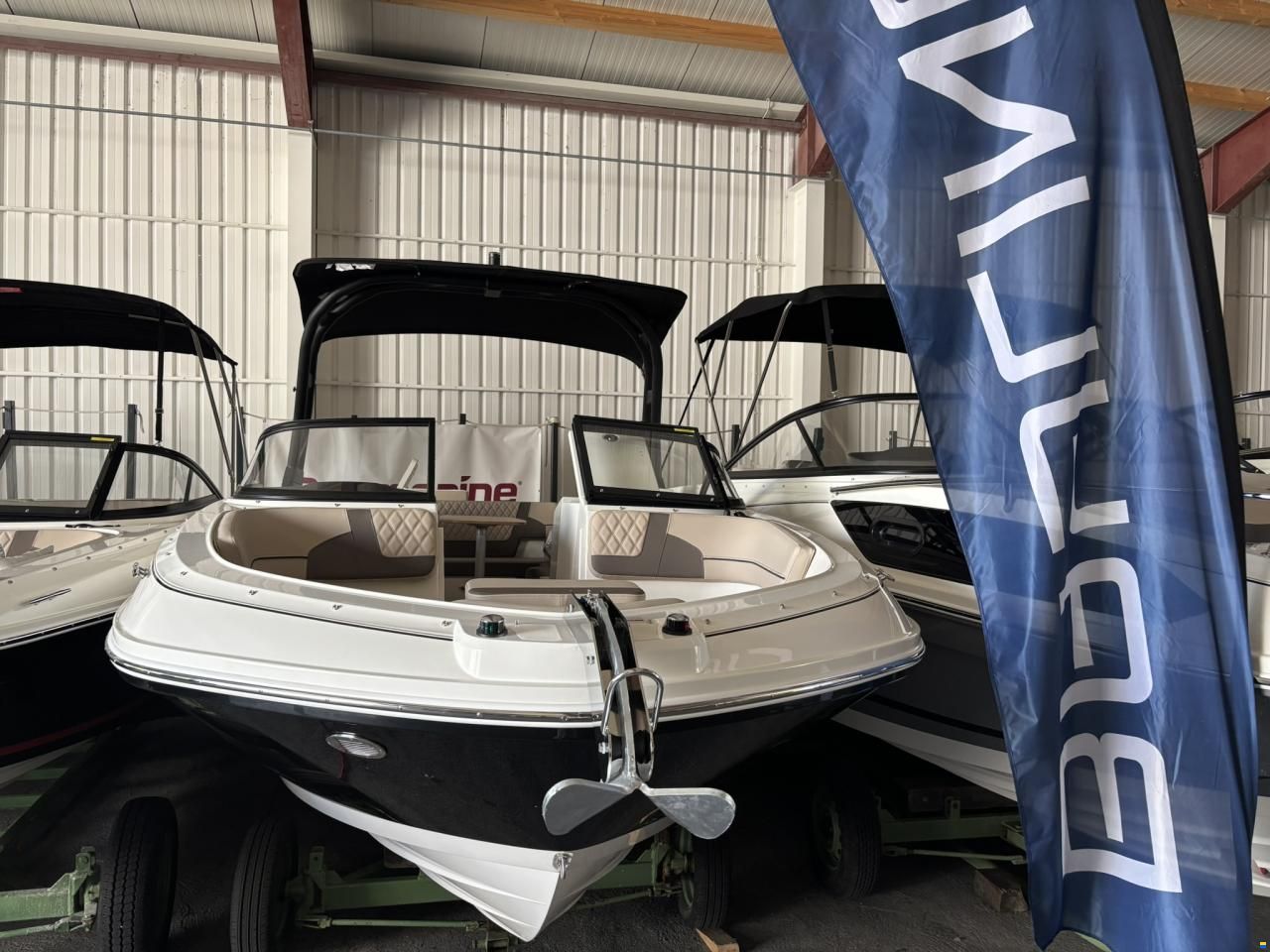 Bayliner VR6
