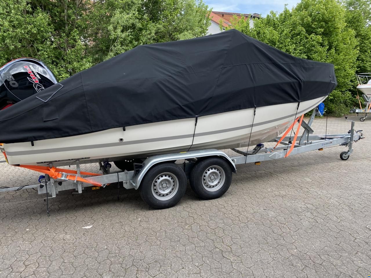 Quicksilver Activ 605 Sundeck
