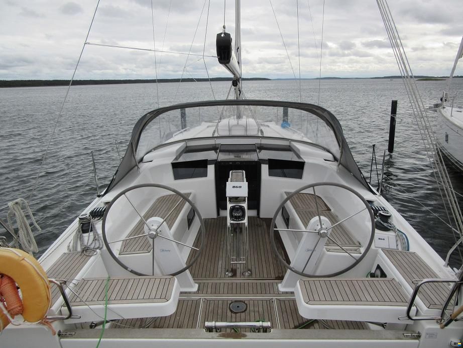 Hanse 388