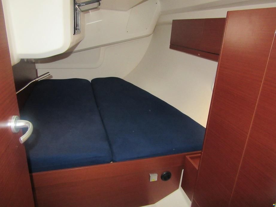Hanse 418