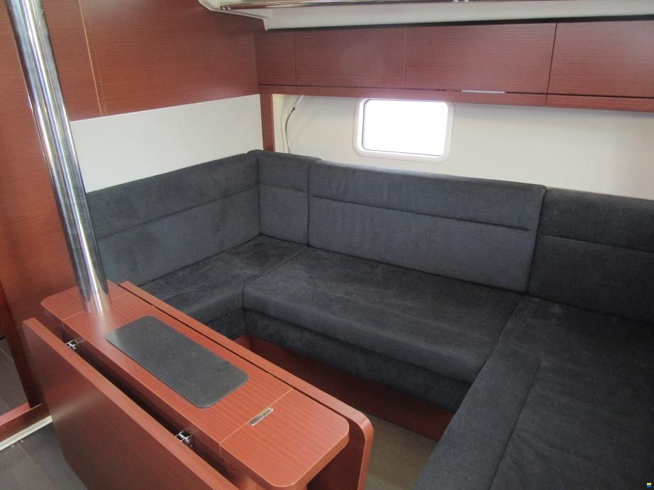 Hanse 388