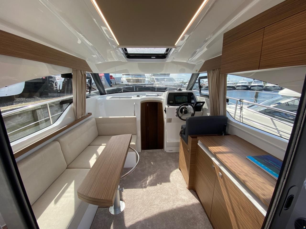 Rodman 31 Spirit HT Outboard