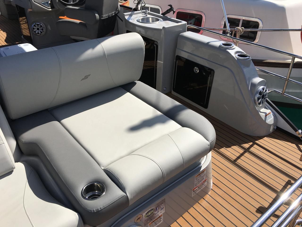 2018 Smoker Craft STARCRAFT MX25 ERG, CHF 68.300,