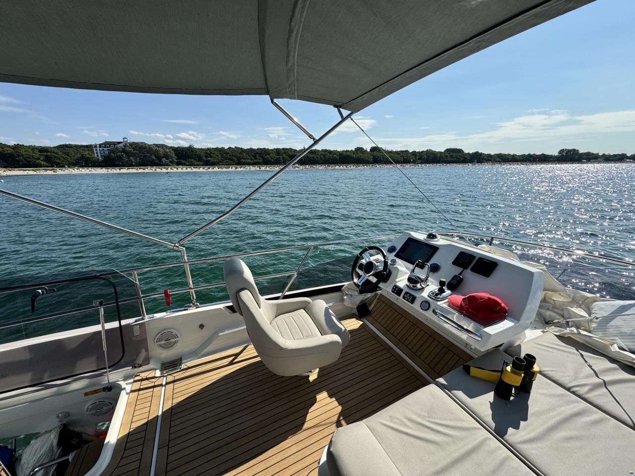 Prestige Yachts 420 Fly