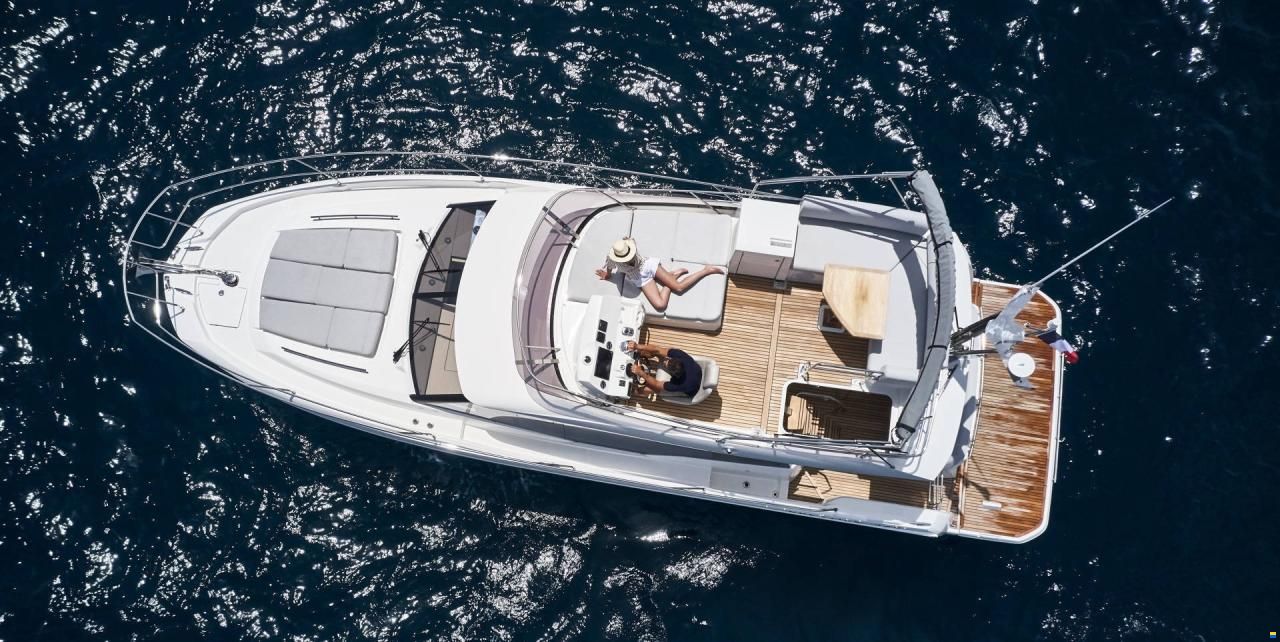 Prestige Yachts 420 Fly