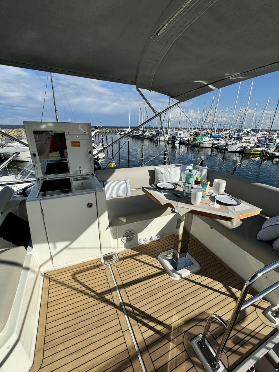 Prestige Yachts 420 Fly