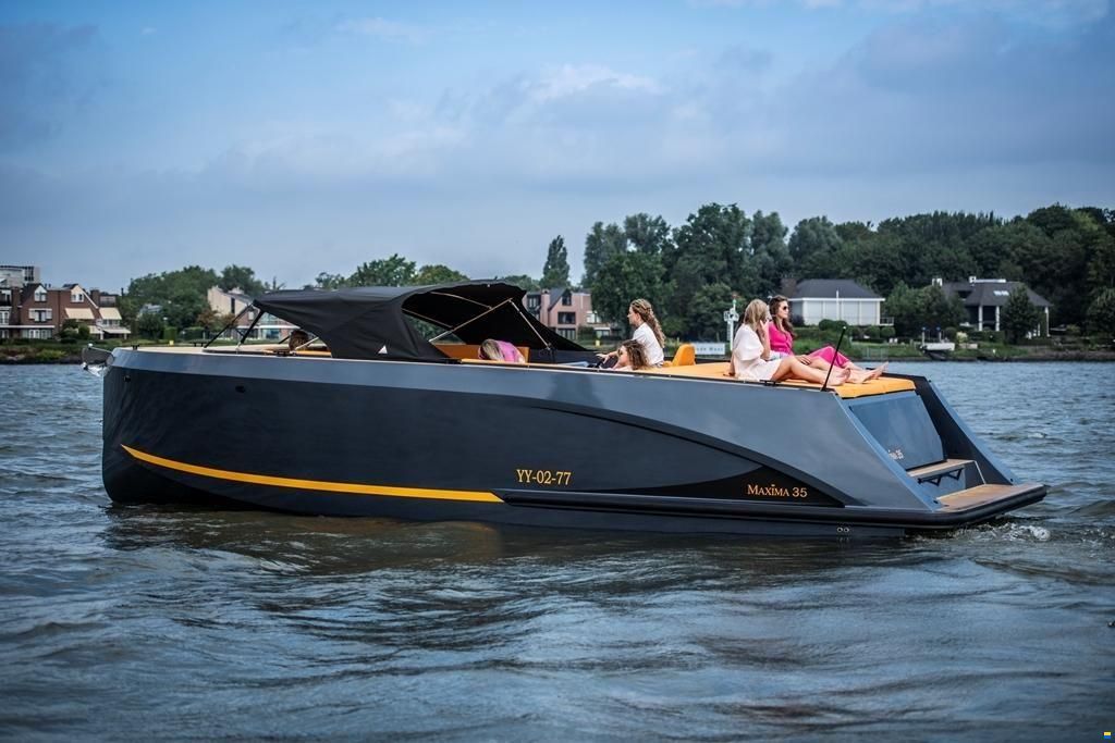 Maxima 35