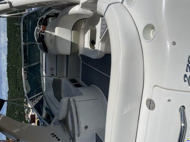 Sea Ray 275 Sundancer