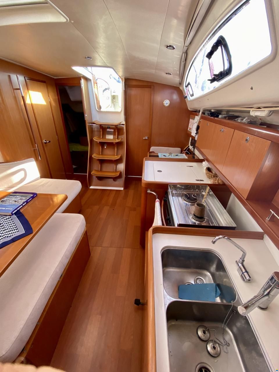 Beneteau Oceanis 40
