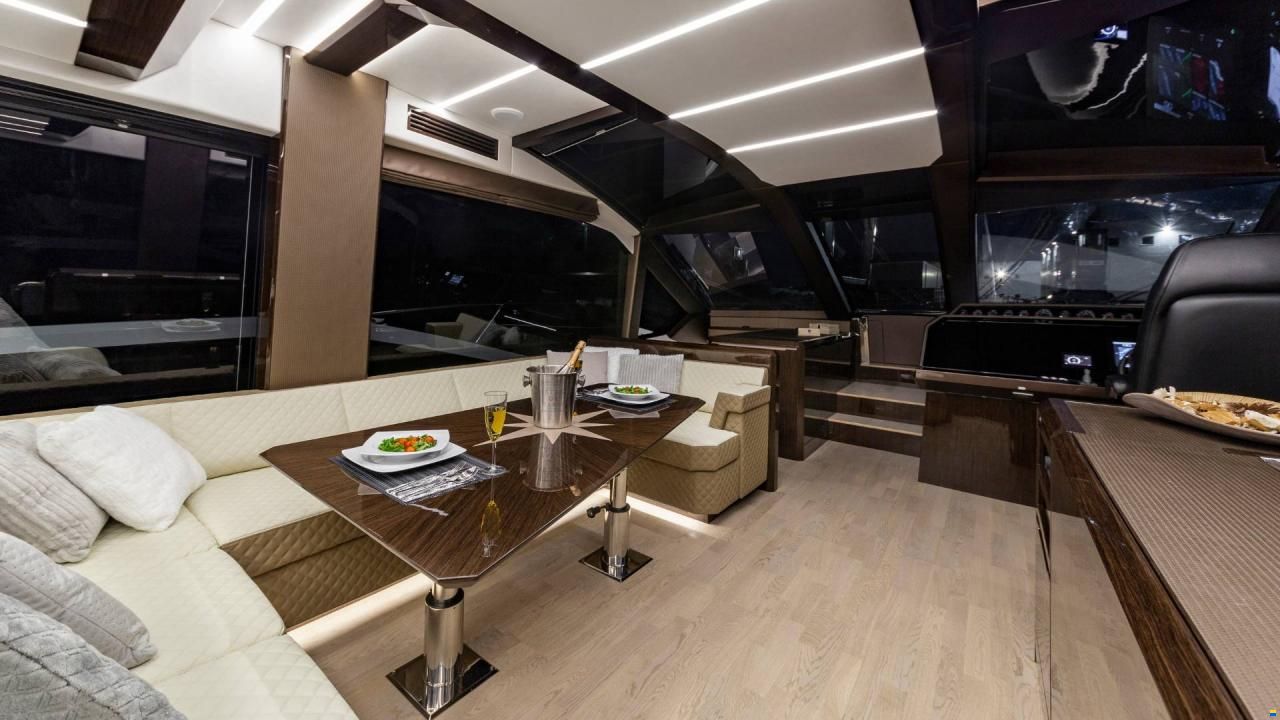 Galeon 640 FLY