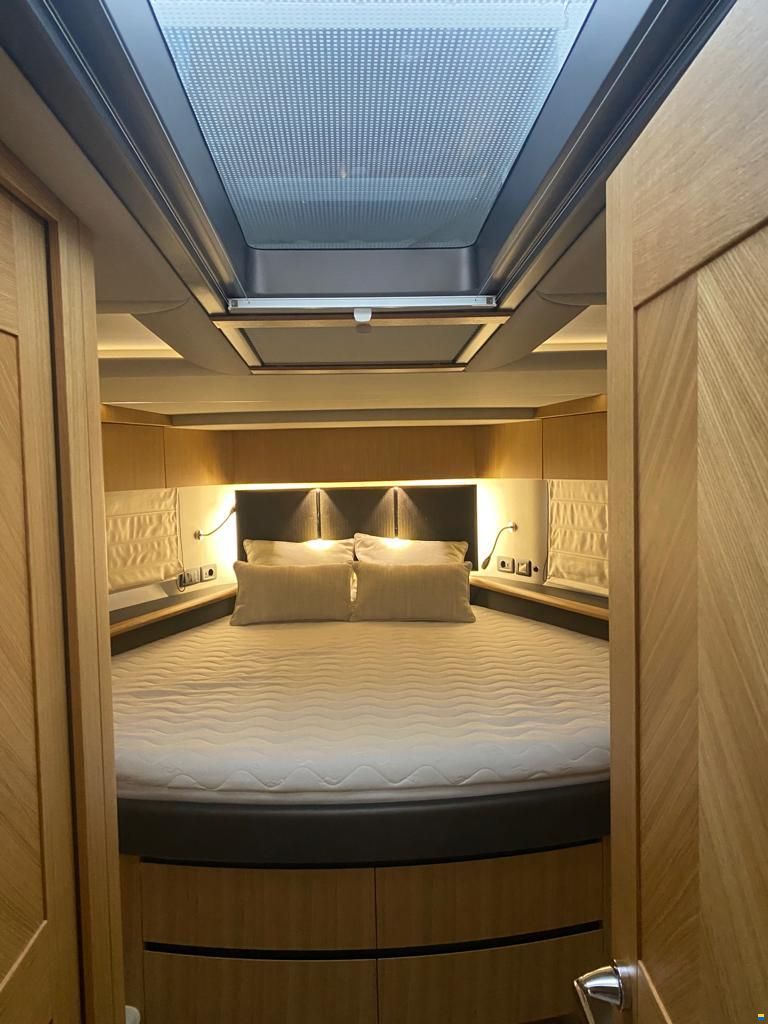 Galeon 680 FLY