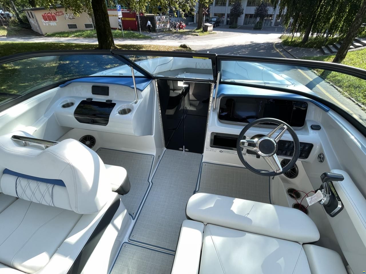 Regal LS2