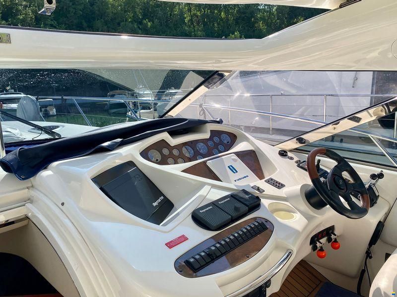 Sunseeker Predator 56
