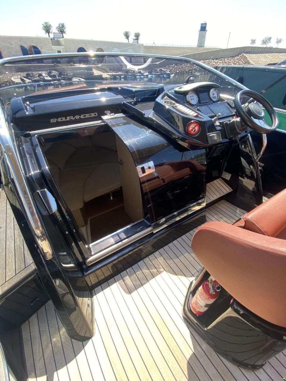 Cranchi Endurance E30