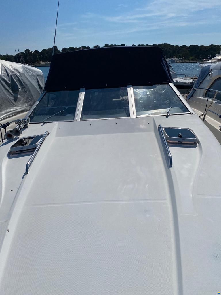 Bayliner 3055