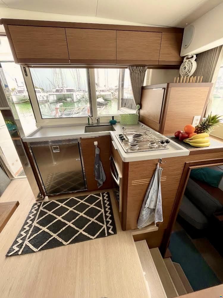 Lagoon 40