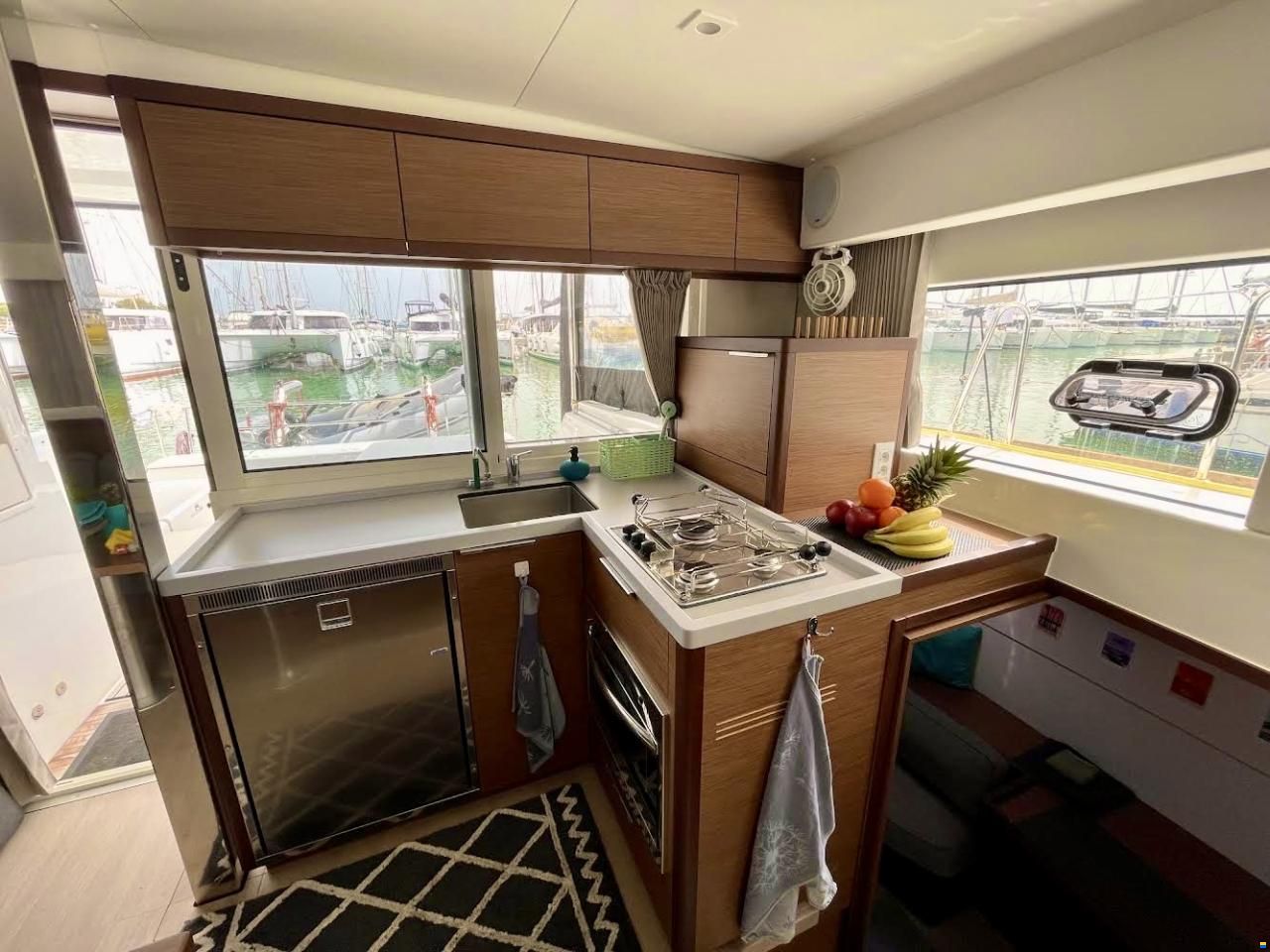 Lagoon 40