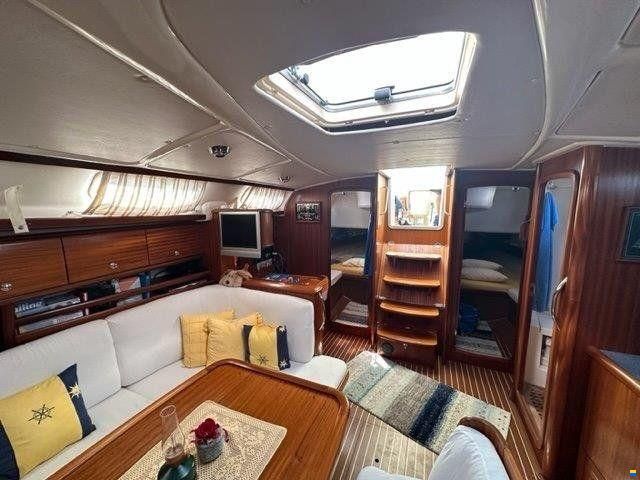 Bavaria 44