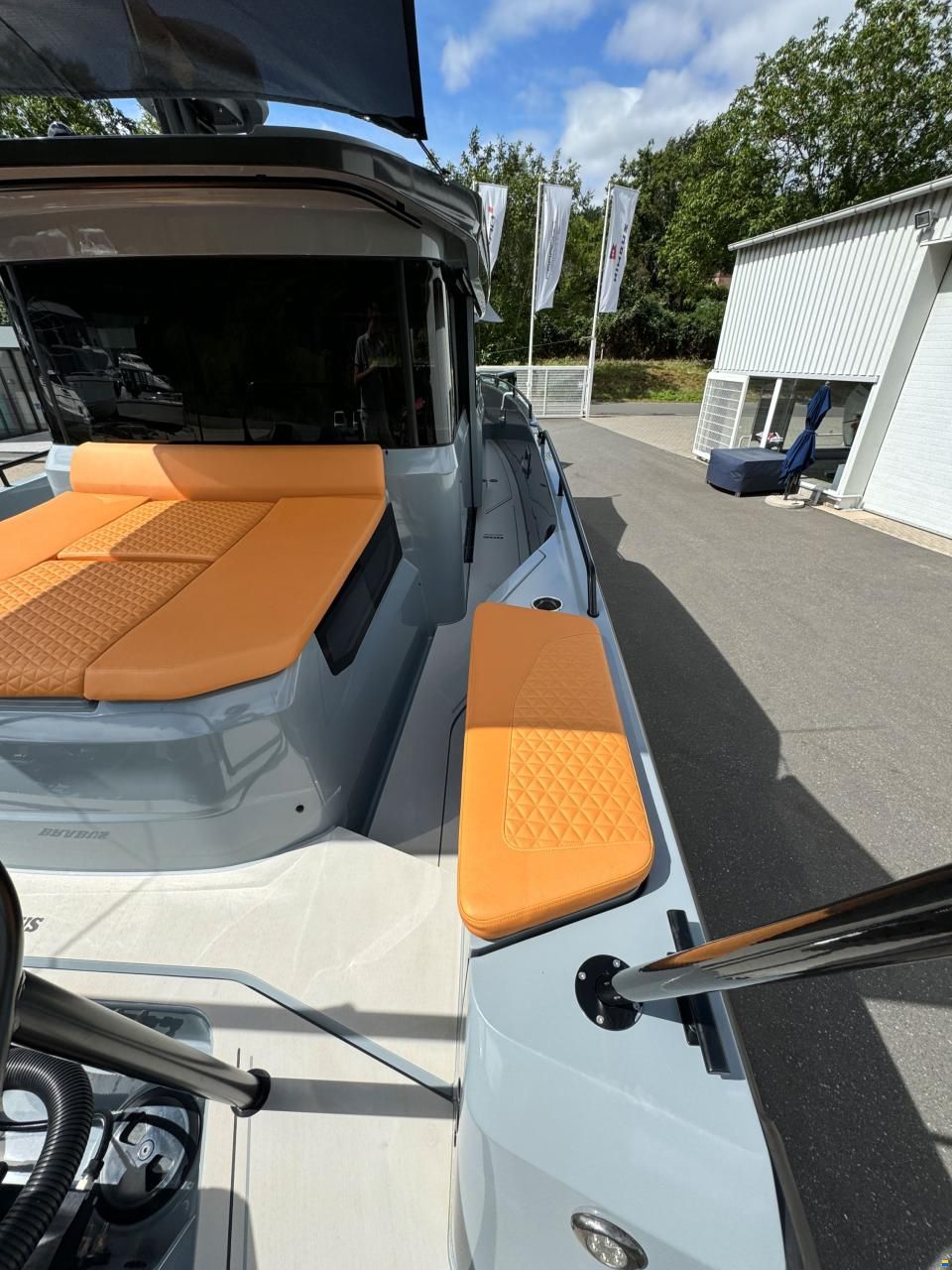 Brabus Shadow 900 Cross Cabin