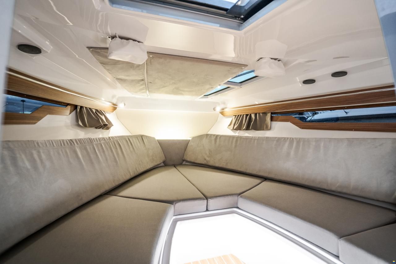 Flipper 800 Daycruiser