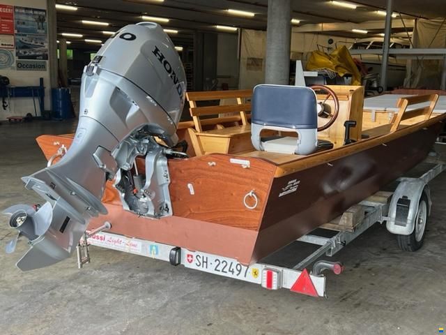 Witti Weidling Fährboot Mahagoni