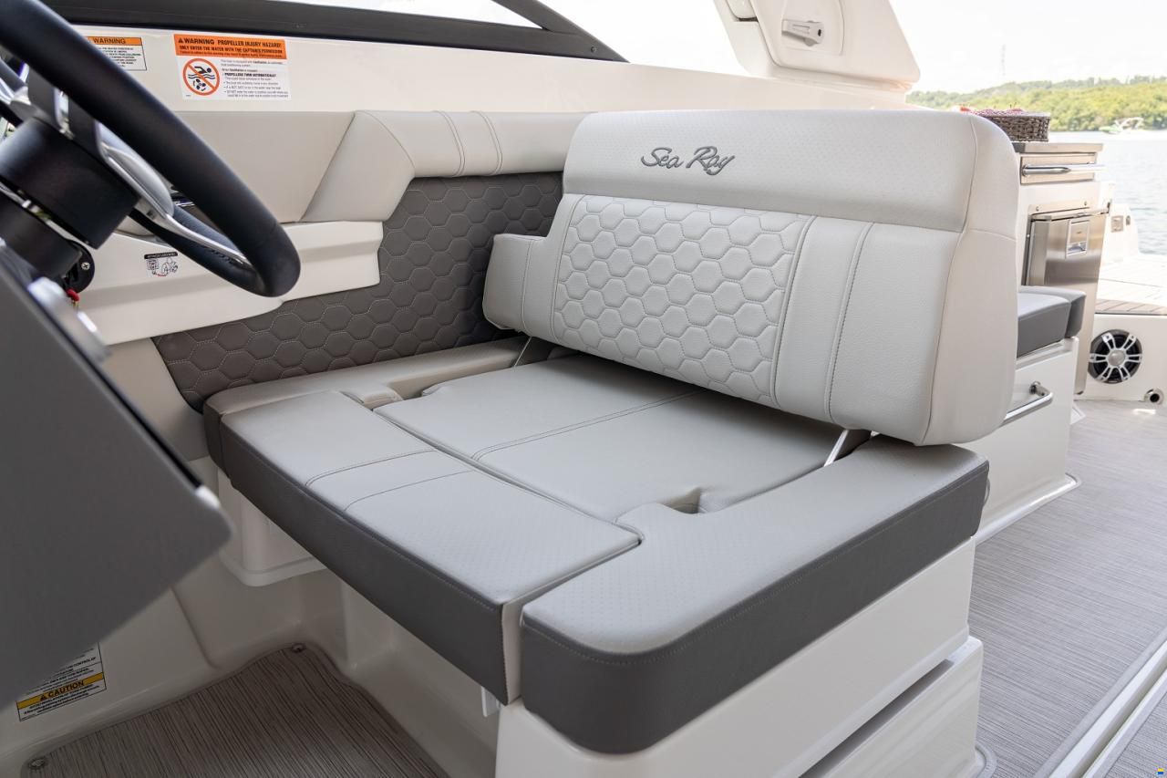 Sea Ray SDX 290 OB Europe