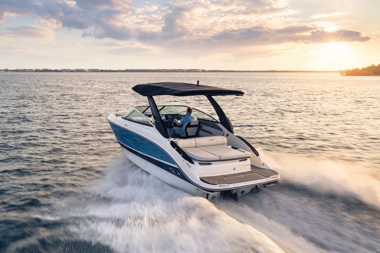 Sea Ray SLX 260 Surf US