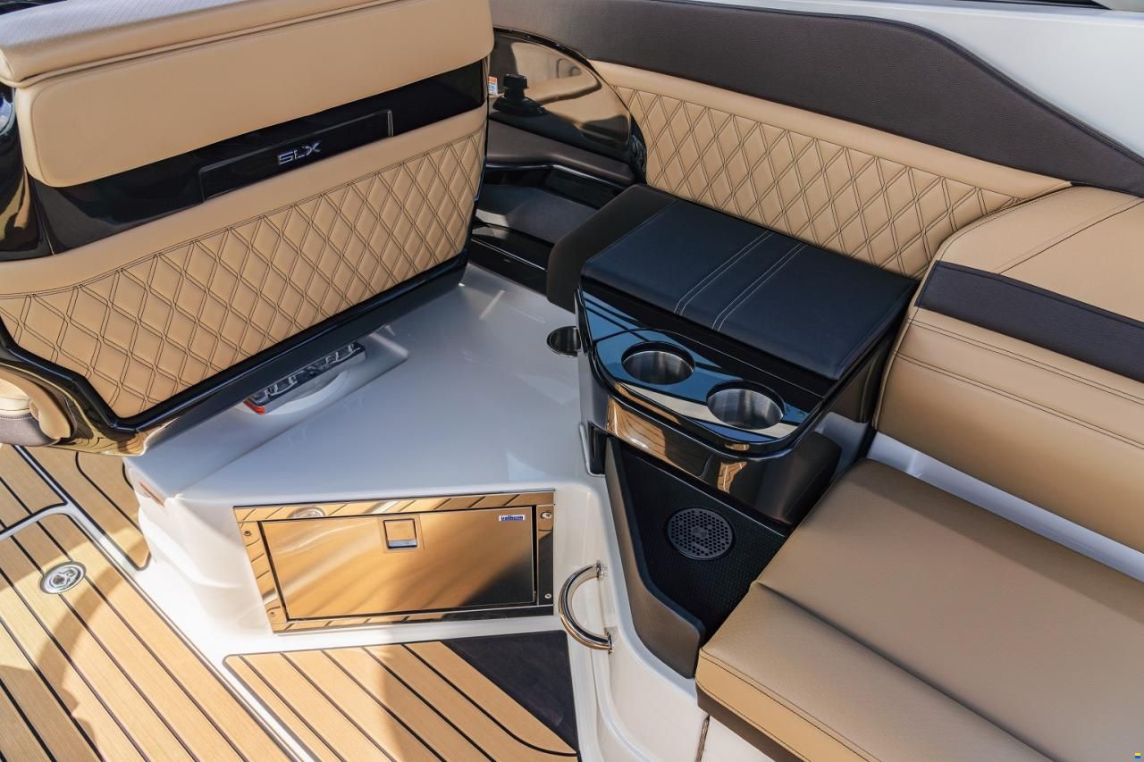 Sea Ray SLX 280 OB US