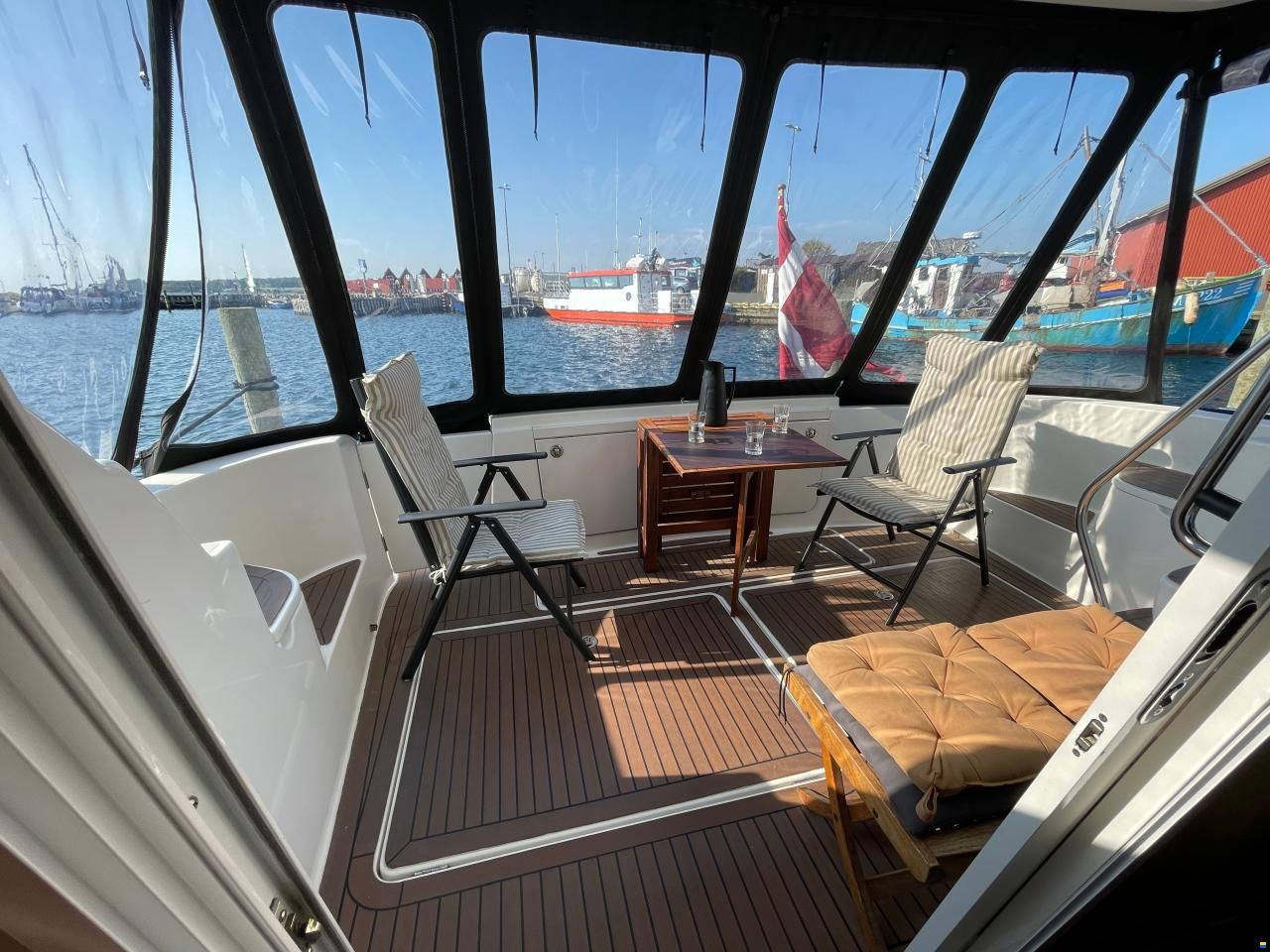 Meridian Yachts 411