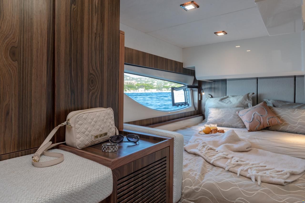 Marex 440 Gourmet Cruiser