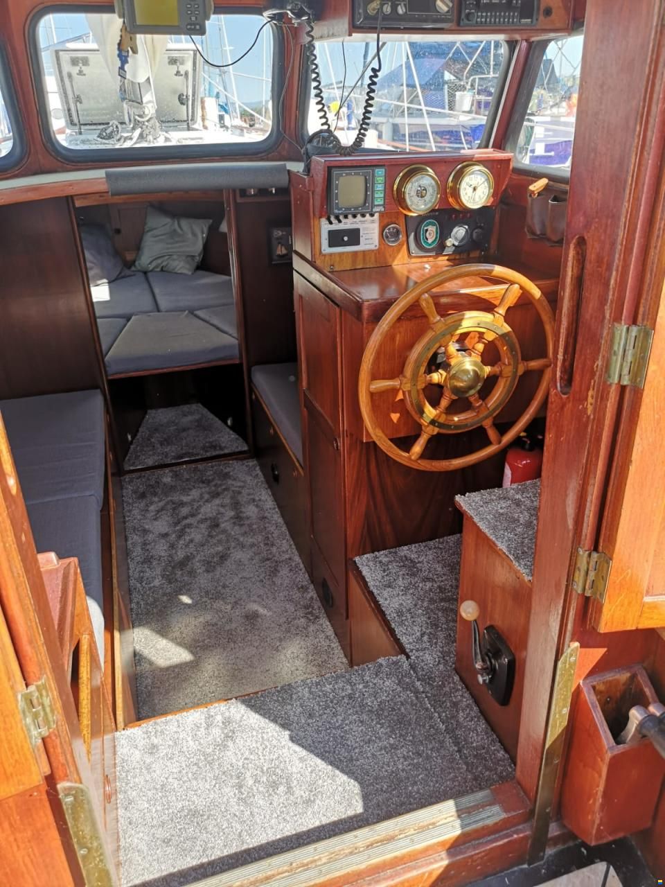 Jutahela Marina 75