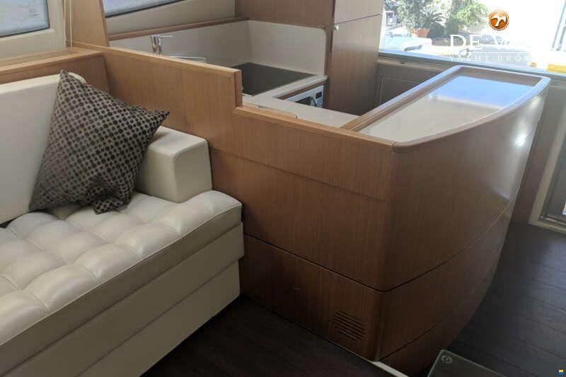 Ferretti 510