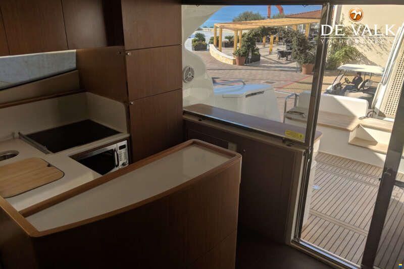Ferretti 510